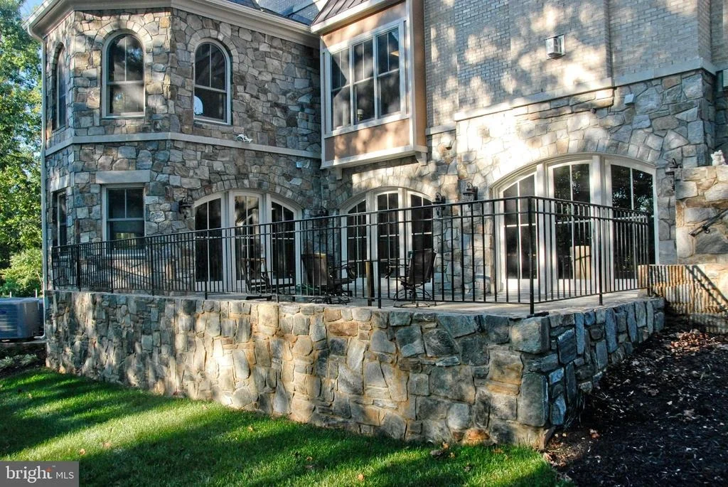 Photo of 40436 BEACON HILL DRIVE