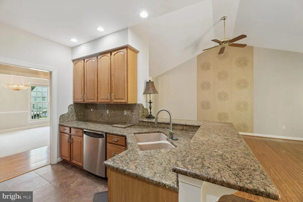 Photo of 11708 CREST MAPLE DRIVE