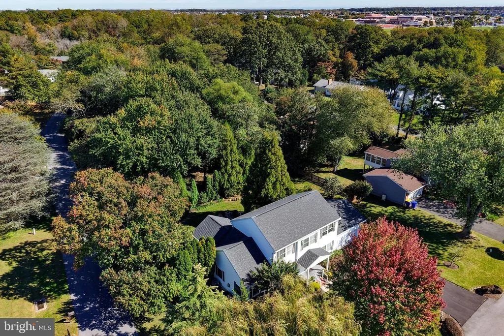 Photo of 102 MALLARD DRIVE