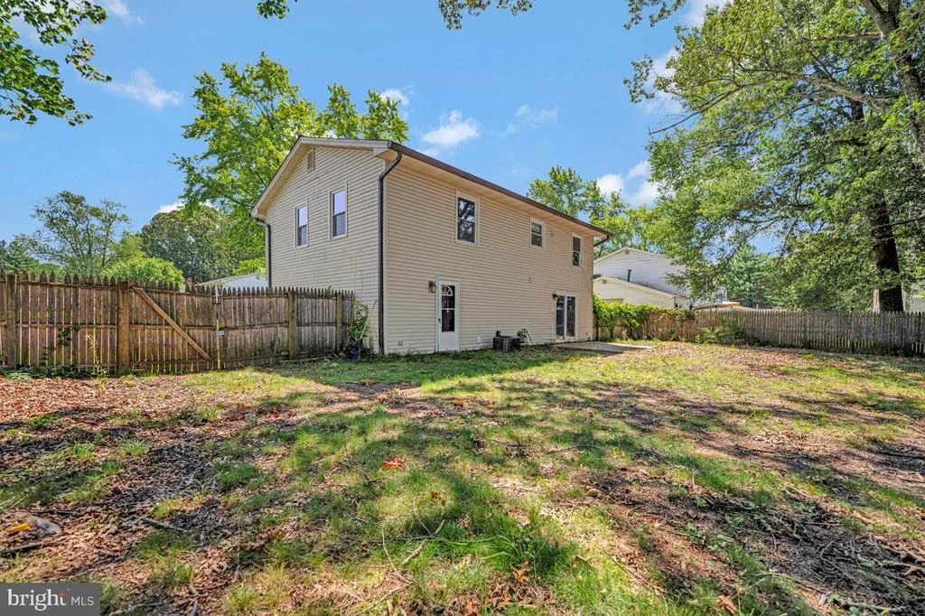 Photo of 409 UNIVERSITY DRIVE