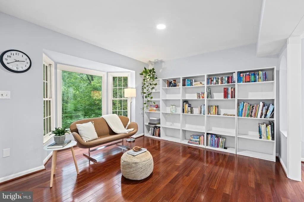 Photo of 6832 COMPTON HEIGHTS
