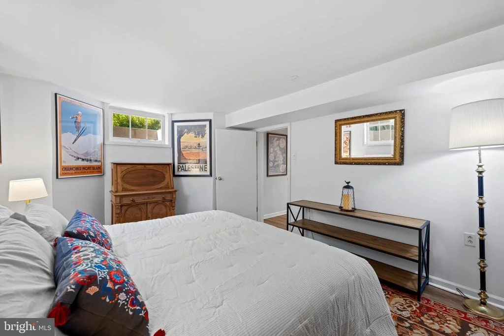 Photo of 330 BROADMOOR ROAD