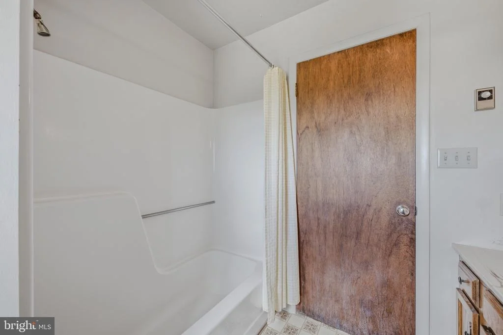 Photo of 11728 WHITE HALL ROAD