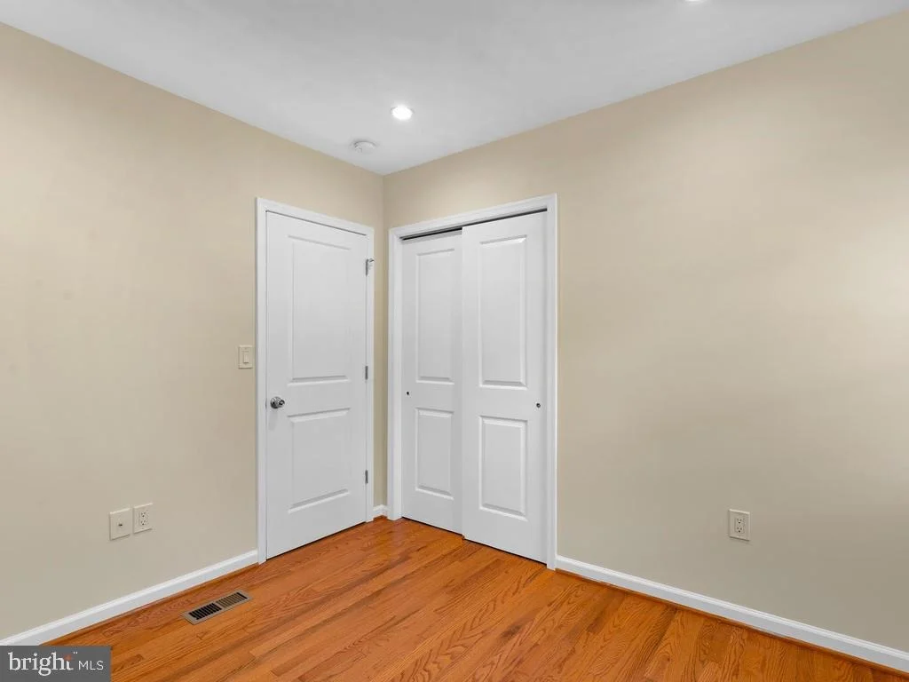 Photo of 5021 AYERS PLACE SE