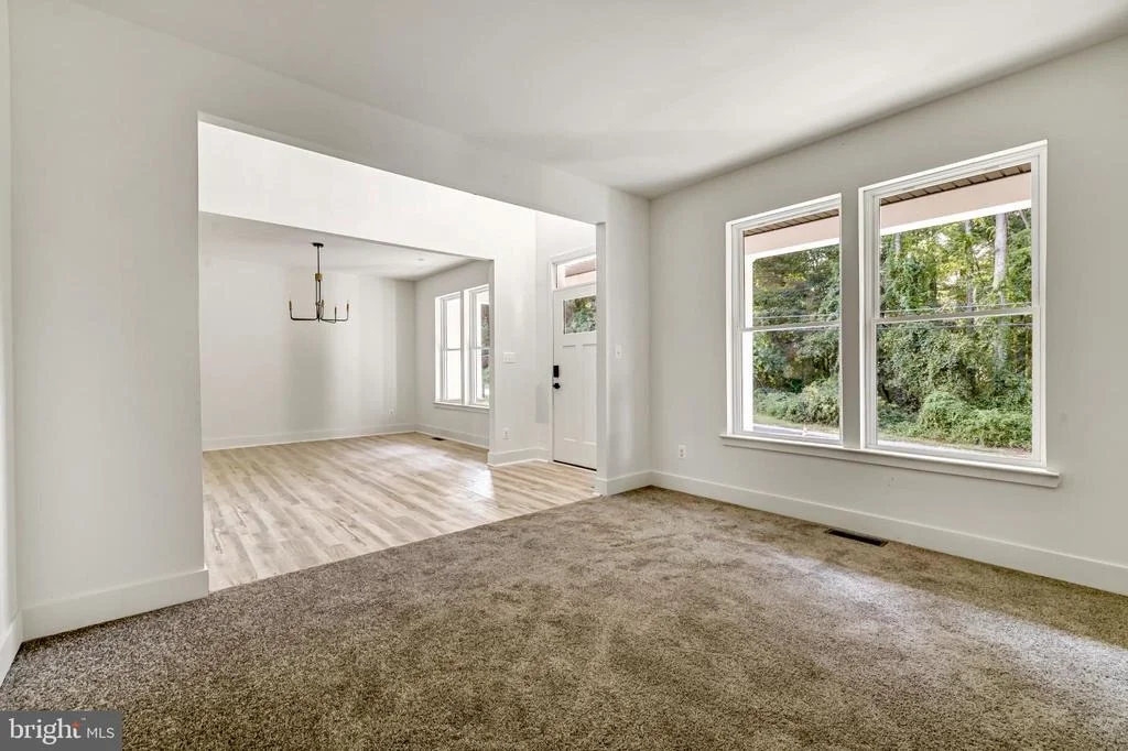 Photo of 1909 MITCHELL DRIVE