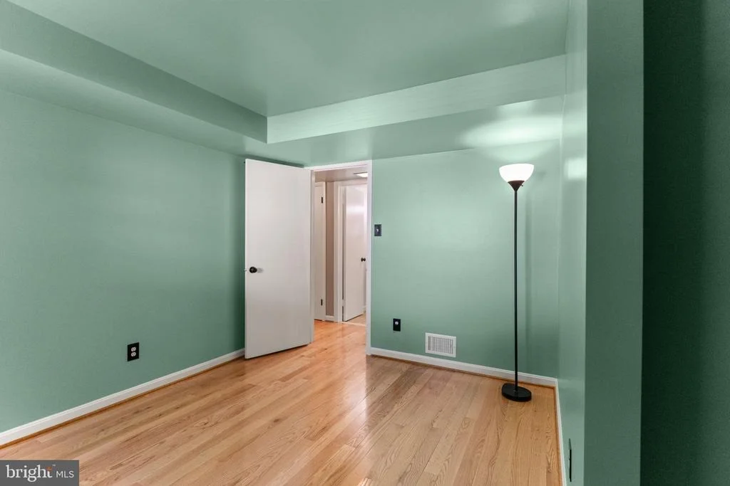 Photo of 8632 KERRY LANE