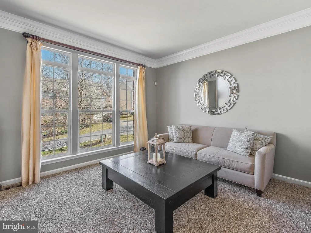 Photo of 6122 CLEMENTS LANE