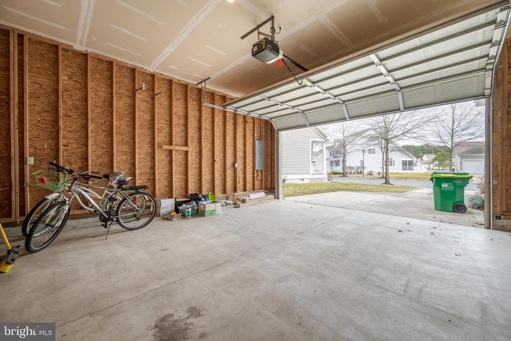 Photo of 196 WILLOW OAK AVENUE