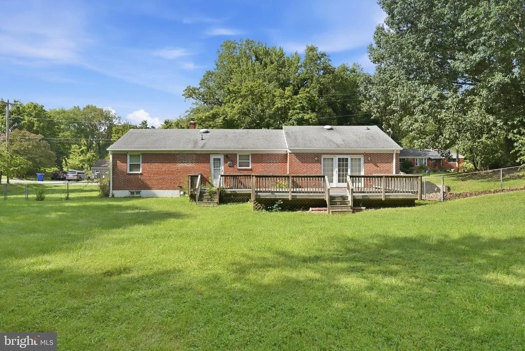 Photo of 3260 GREEN MEADOWS DRIVE