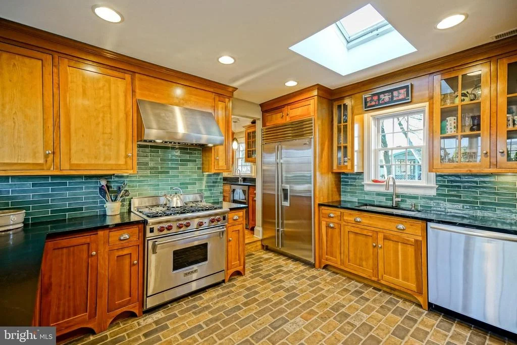 Photo of 558 PILOTTOWN ROAD