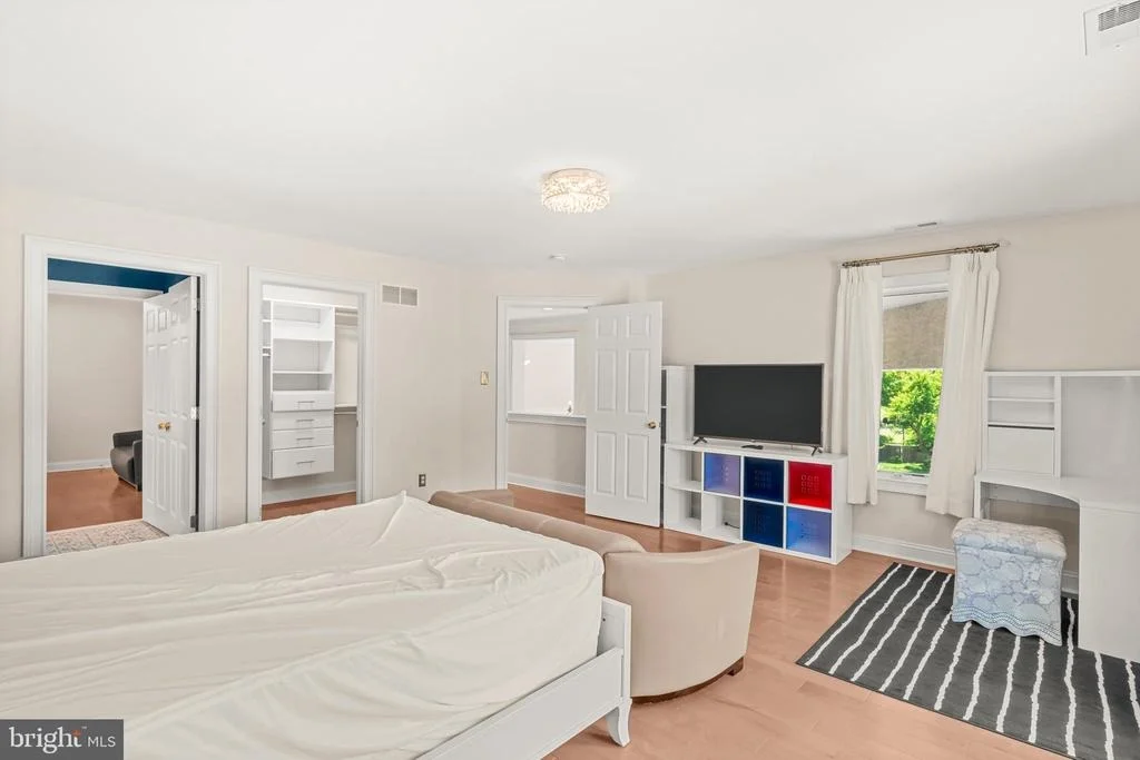 Photo of 920 PINE VALLEY