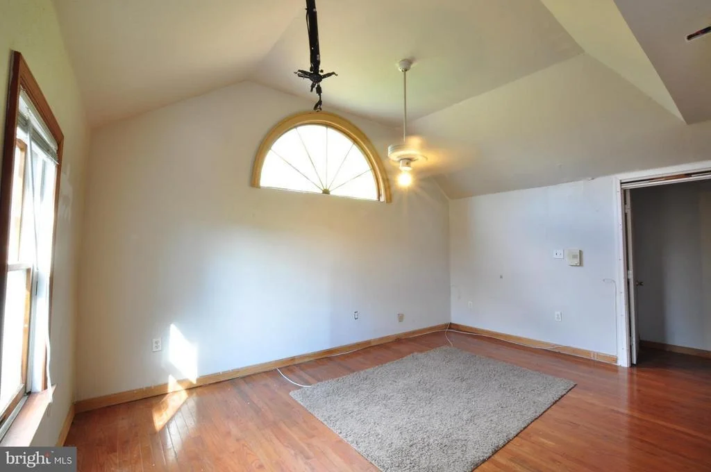 Photo of 24115 STRINGTOWN ROAD