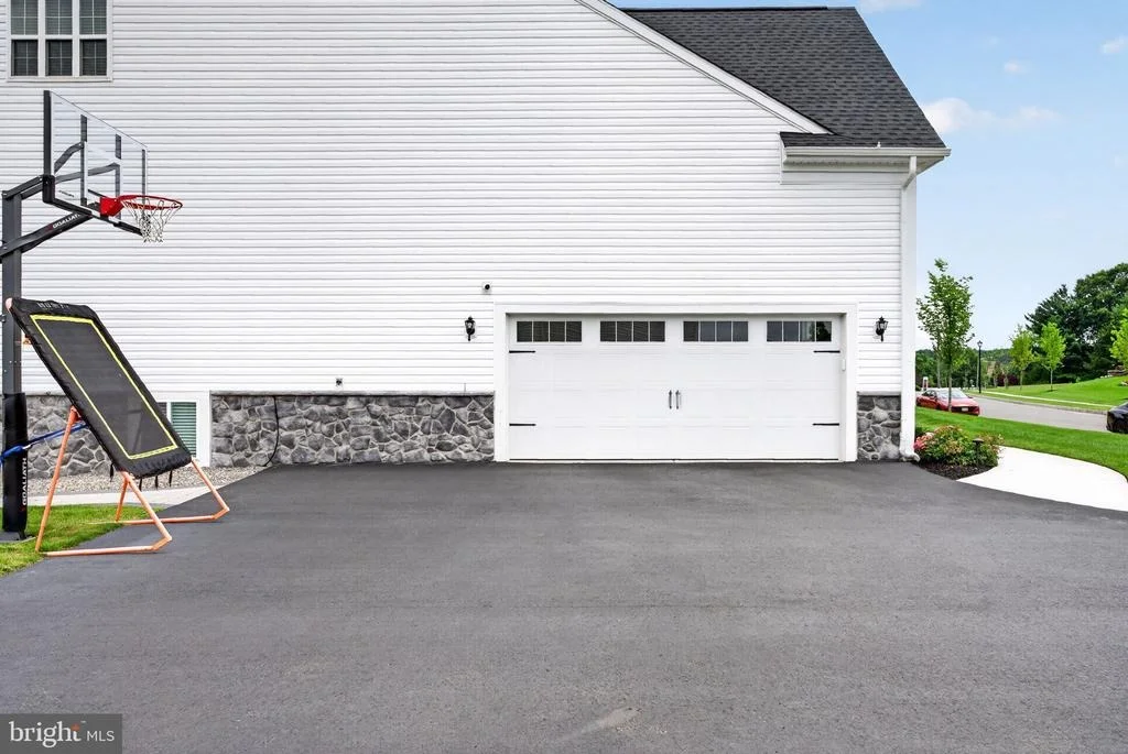 Photo of 4 CHARLOTTE COURT