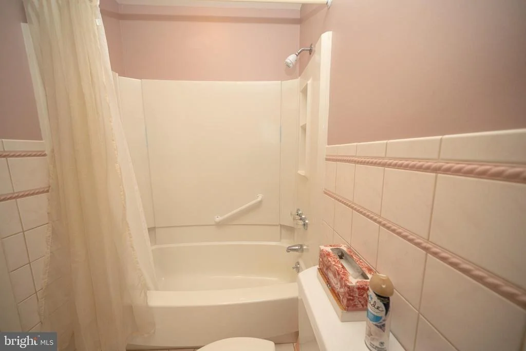 Photo of 1205 SPOTSWOOD DRIVE