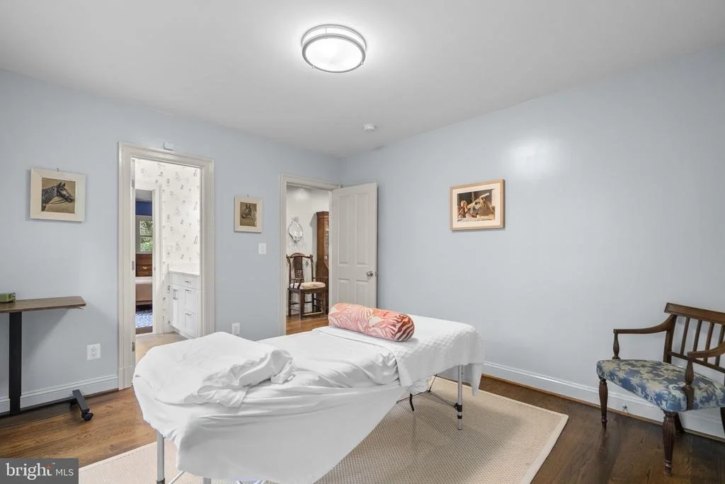 Photo of 8025 RIVERSIDE DRIVE
