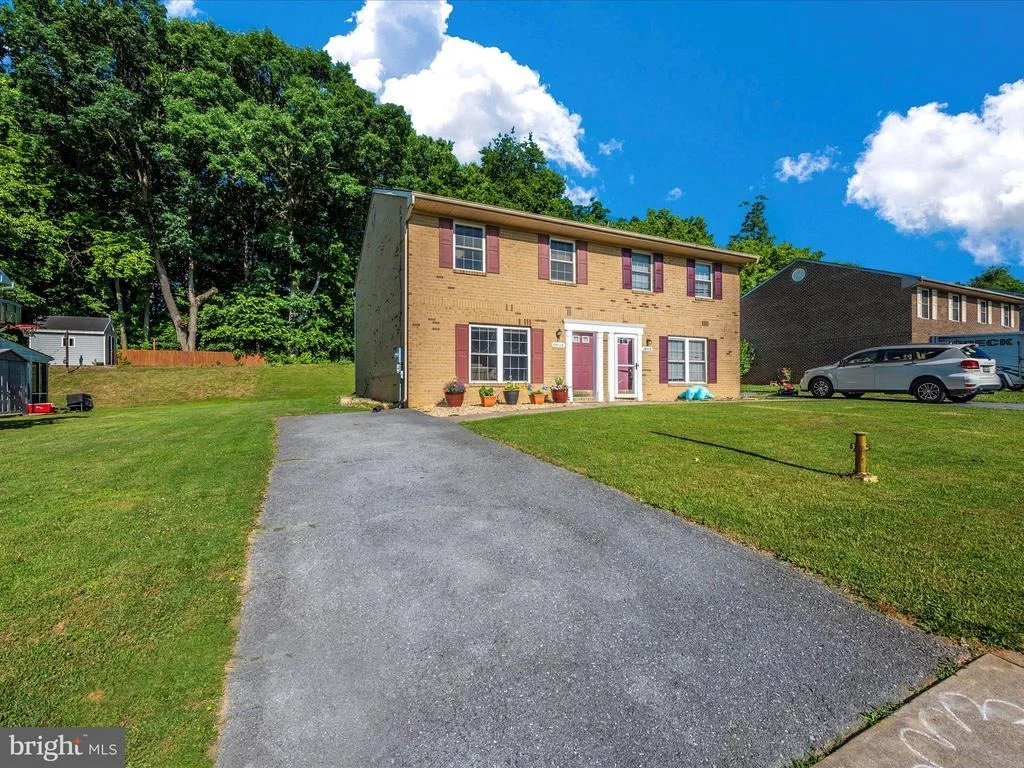 Photo of 10116 SAINT GEORGE CIRCLE