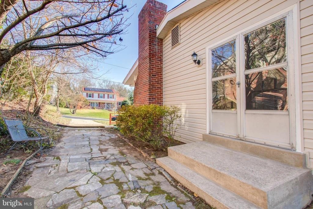 Photo of 11004 WHEELER DRIVE