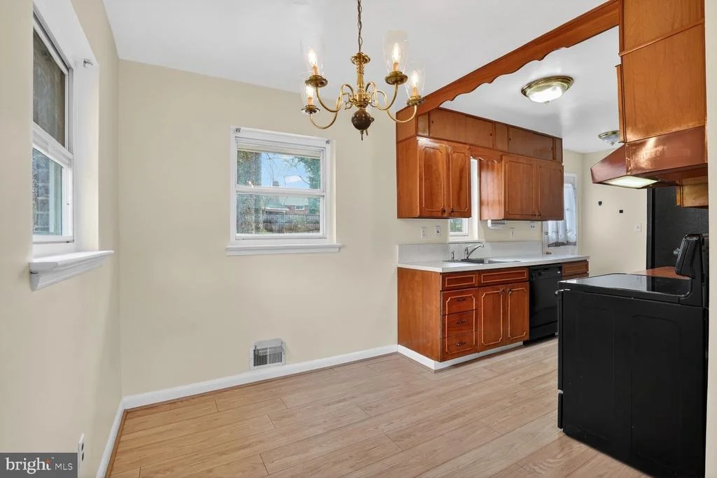 Photo of 3601 CREST DRIVE