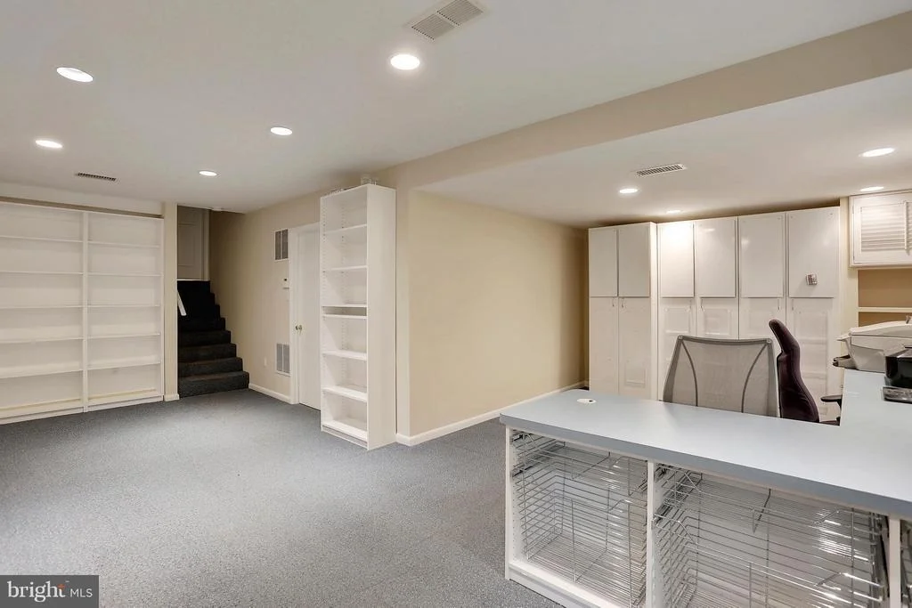 Photo of 2124 EDGEWATER PARKWAY