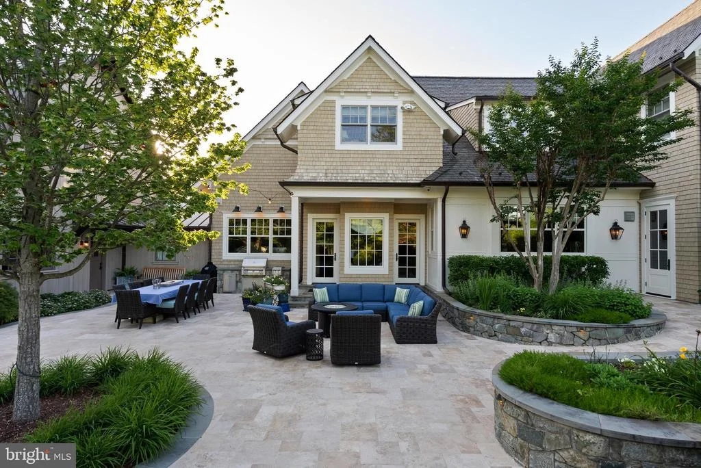 Photo of 6529 SOTHORON ROAD