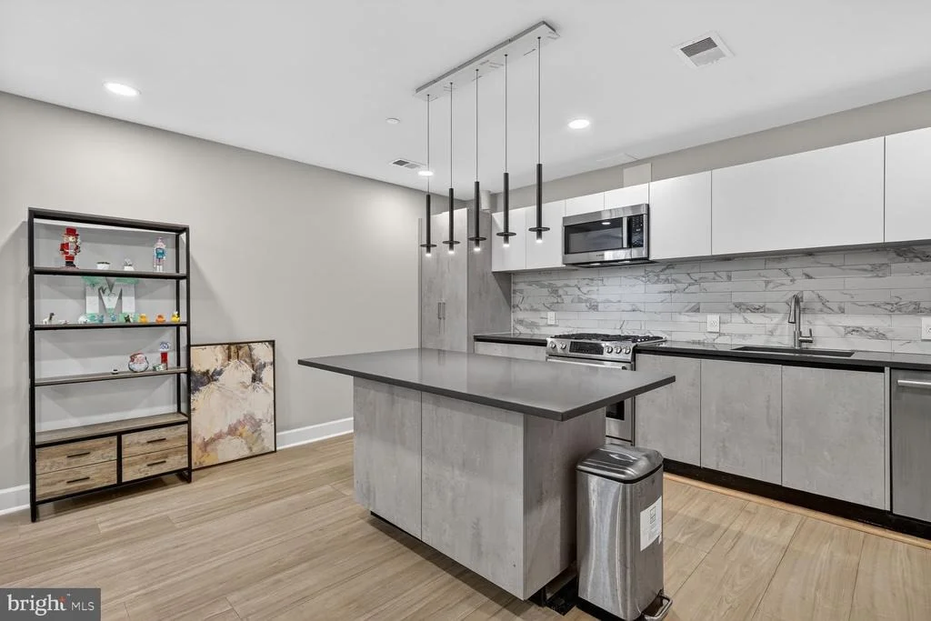 Photo of 4512 SALEM LANE NW