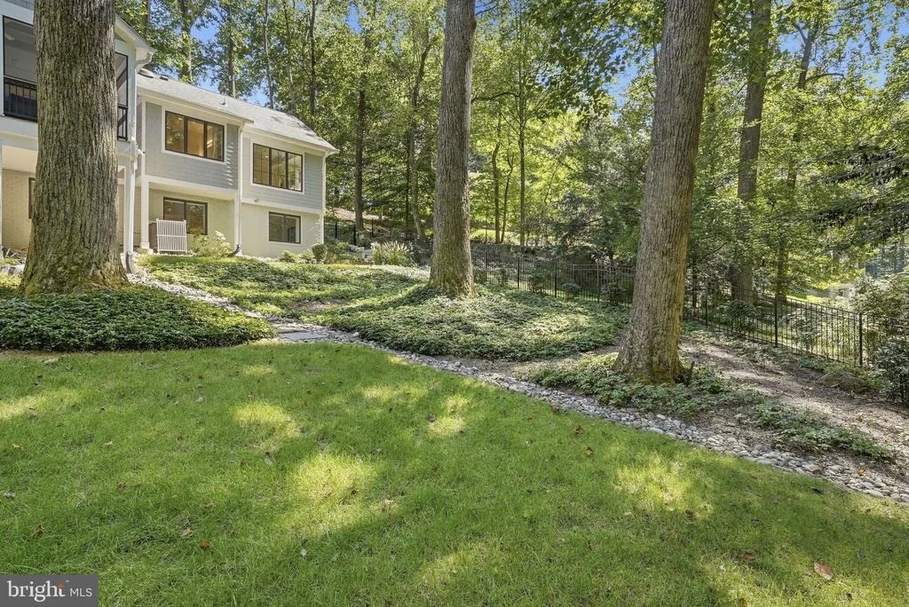 Photo of 8210 KINGSGATE ROAD