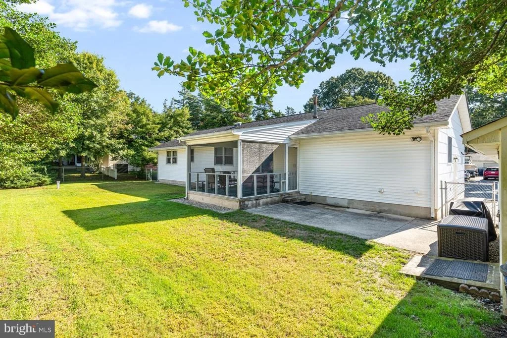 Photo of 38 PINEHURST DRIVE