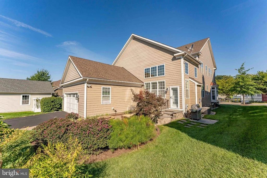 Photo of 305 QUIGLEY DRIVE