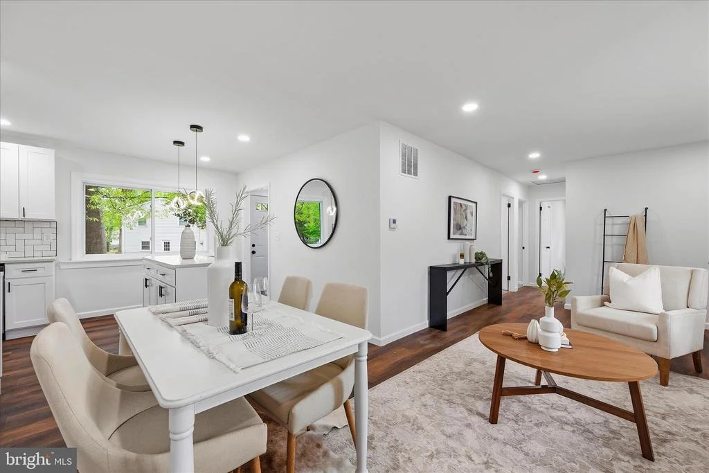 Photo of 1511 LONG POINT ROAD