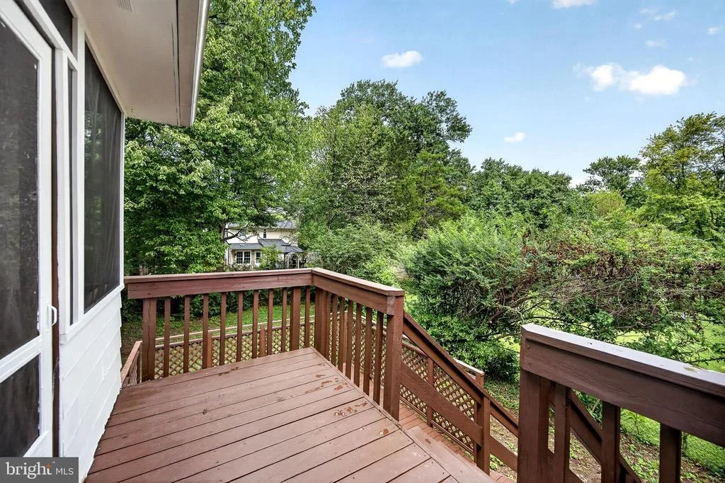 Photo of 4016 MAPLETON DRIVE