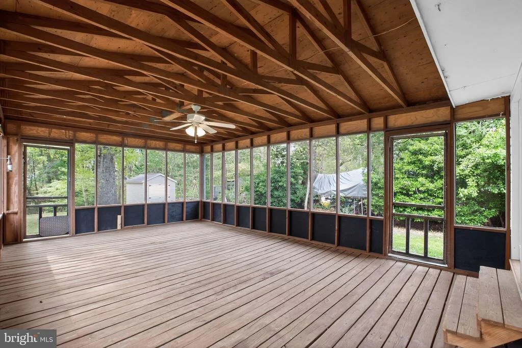 Photo of 9773 EMERALD LANE