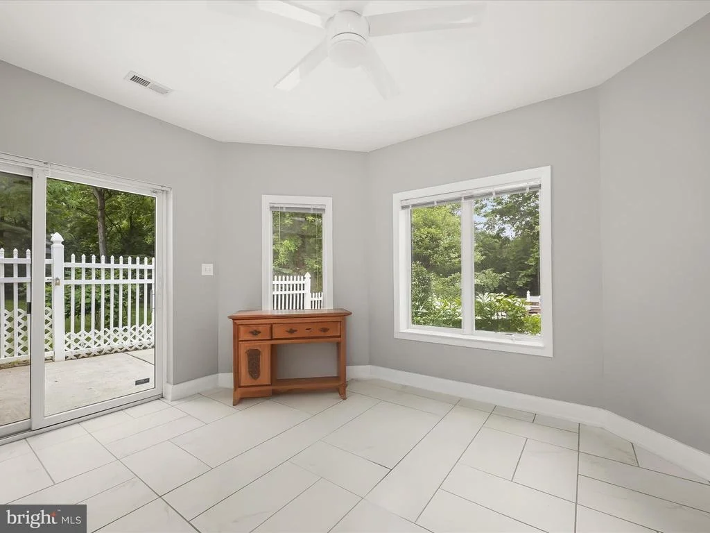 Photo of 1199 ASQUITHPINES PLACE