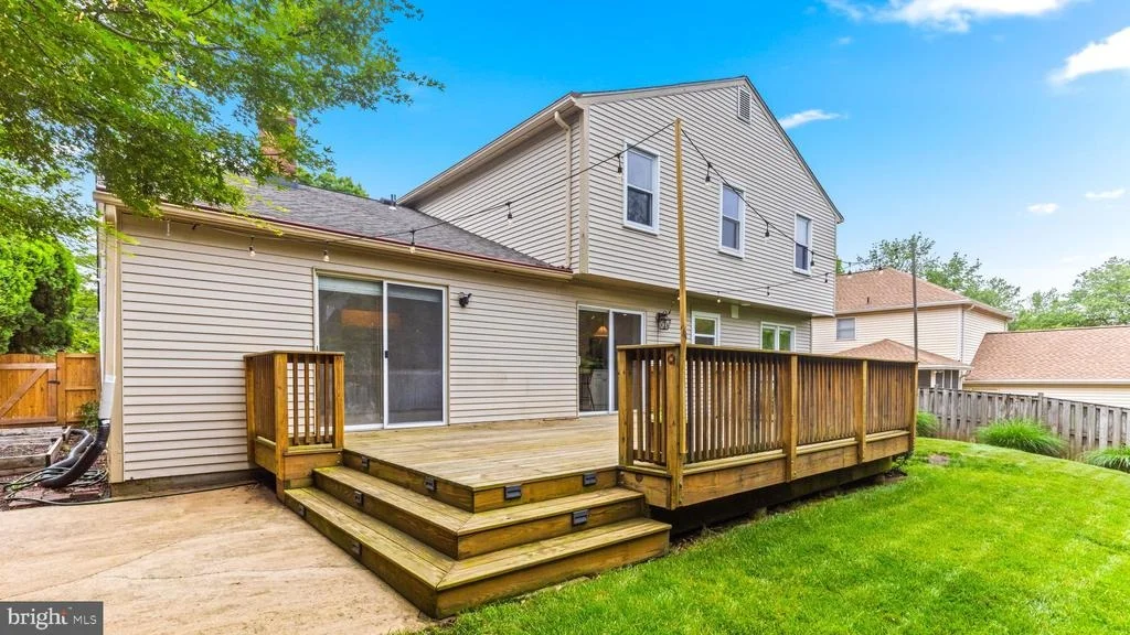 Photo of 1728 MAYFAIR PLACE
