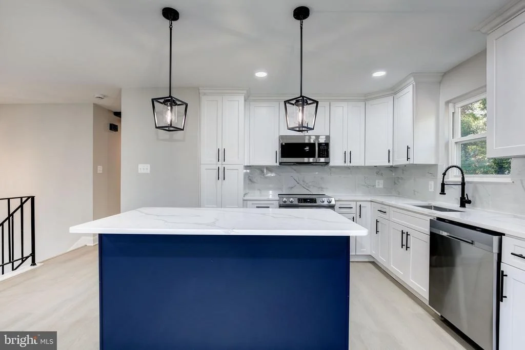 Photo of 2624 OAKLEY DRIVE