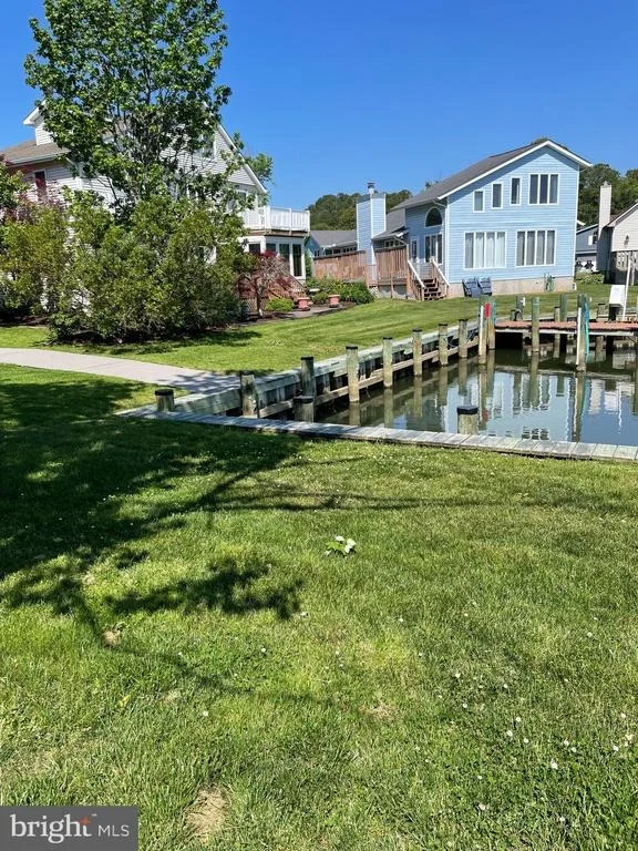 Photo of 19 PINTAIL DRIVE