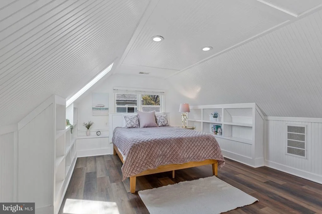 Photo of 1268 HAYES ROAD
