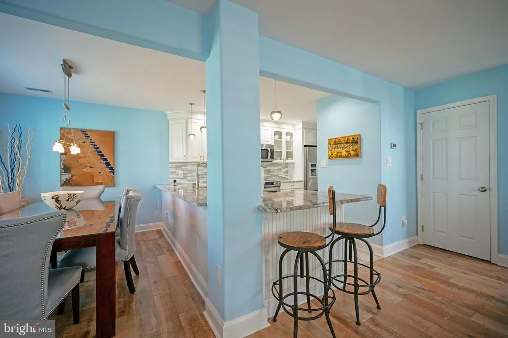 Photo of 8 CAROLINE LANE