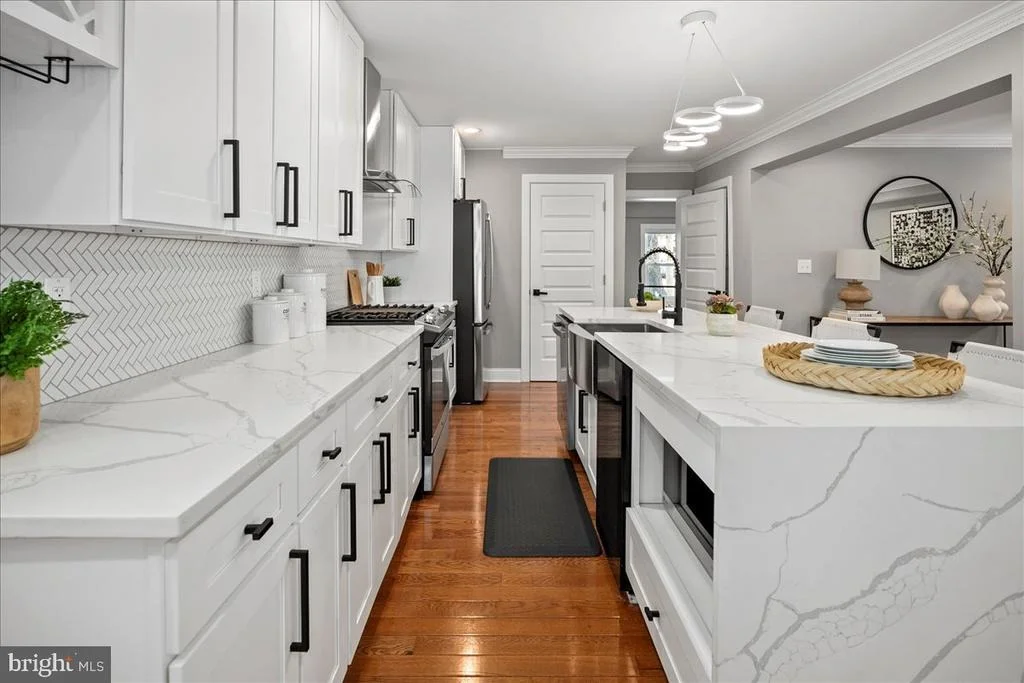 Photo of 111 SUNNYSIDE ROAD