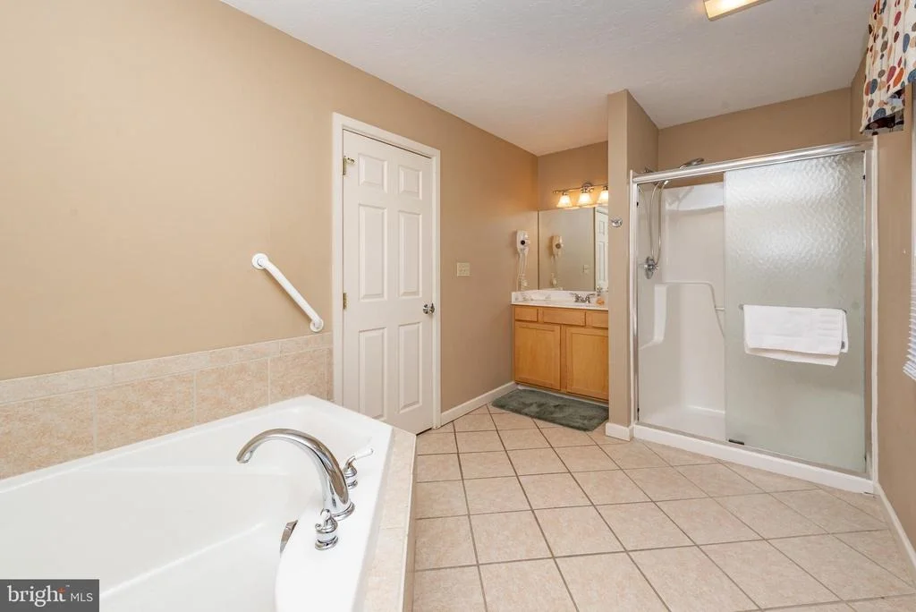 Photo of 2828 GLENDALE ROAD