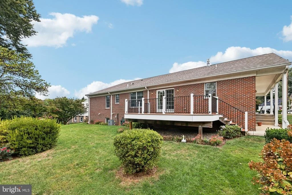 Photo of 337 SETH PLACE