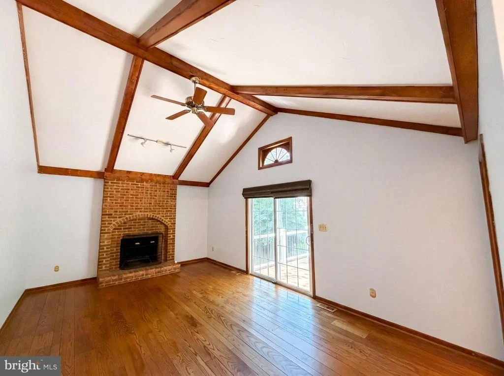 Photo of 4819 POWELL ROAD