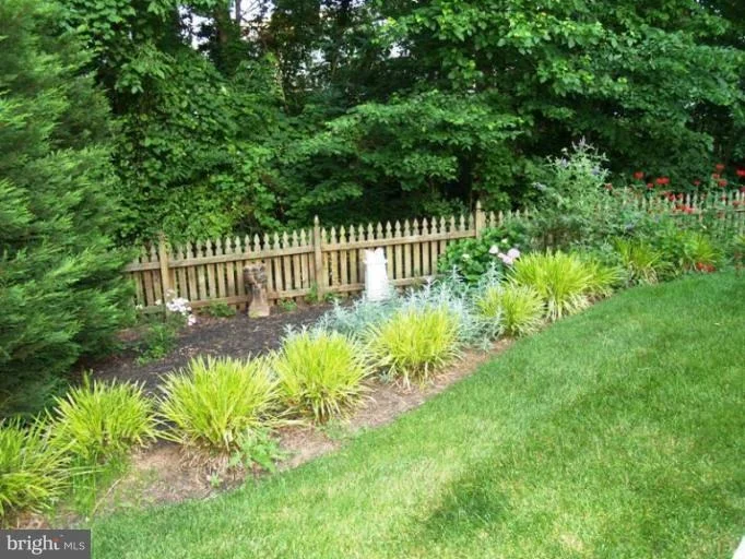 Photo of 43673 SUMMERWOOD CIRCLE