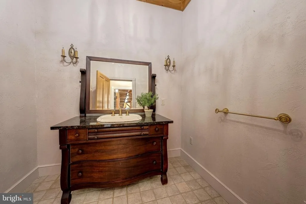 Photo of 11597 LEEDS CHAPEL LANE