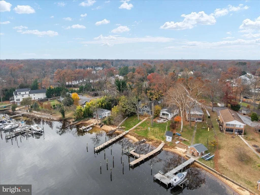 Photo of 394 NORTH DRIVE
