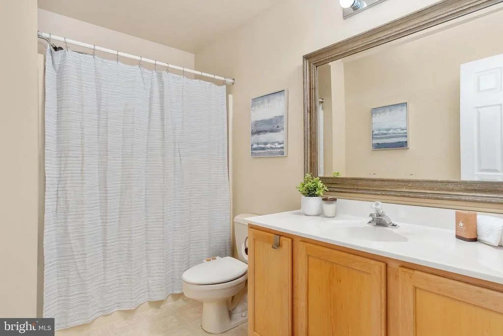 Photo of 8613 HOLLOW ROAD