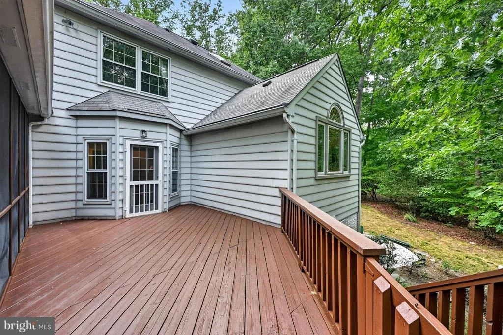 Photo of 900 MALVERN HILL DRIVE