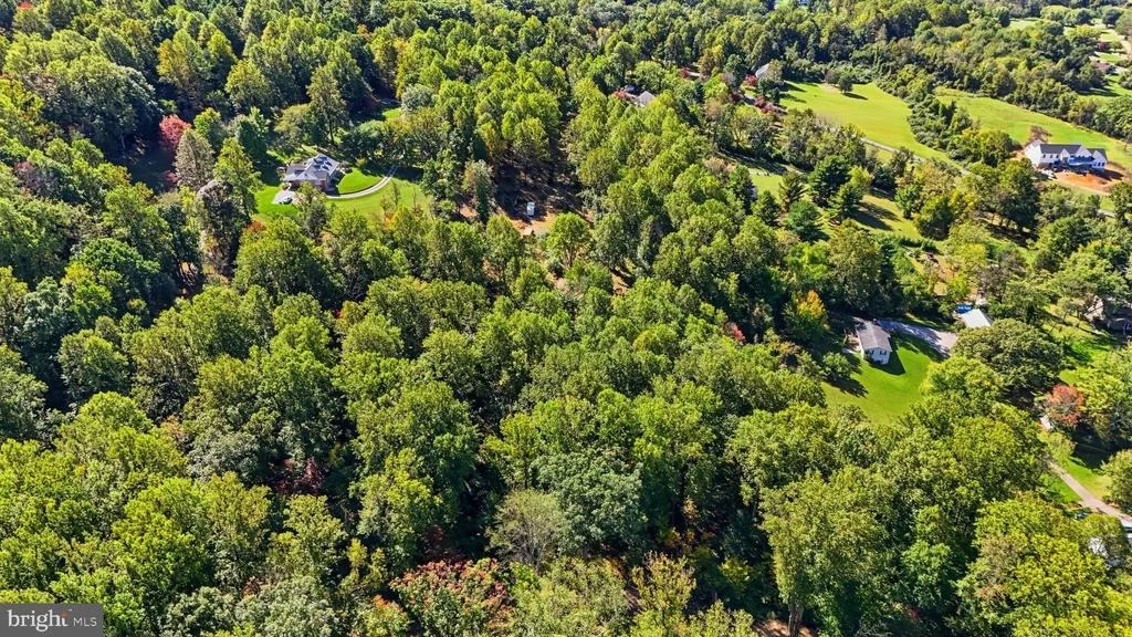 Photo of 8899 HAWBOTTOM ROAD