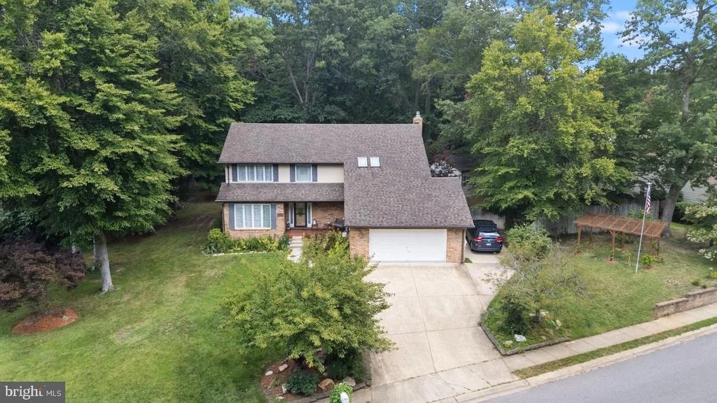 Photo of 100 ORIOLE LANE