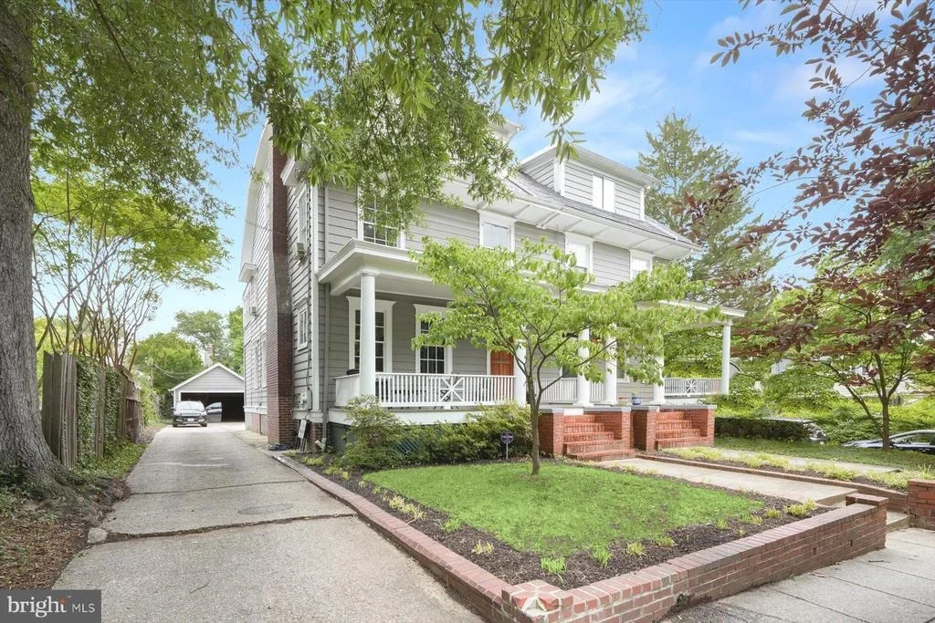 Photo of 3107 34TH STREET NW