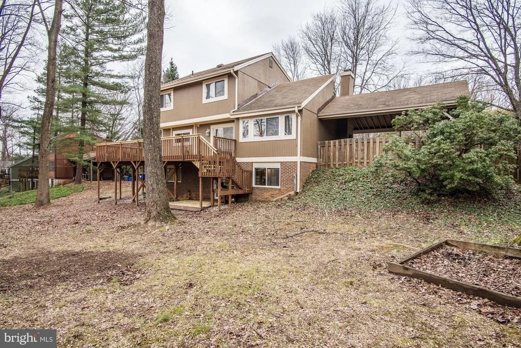 Photo of 104 STONEGATE DRIVE